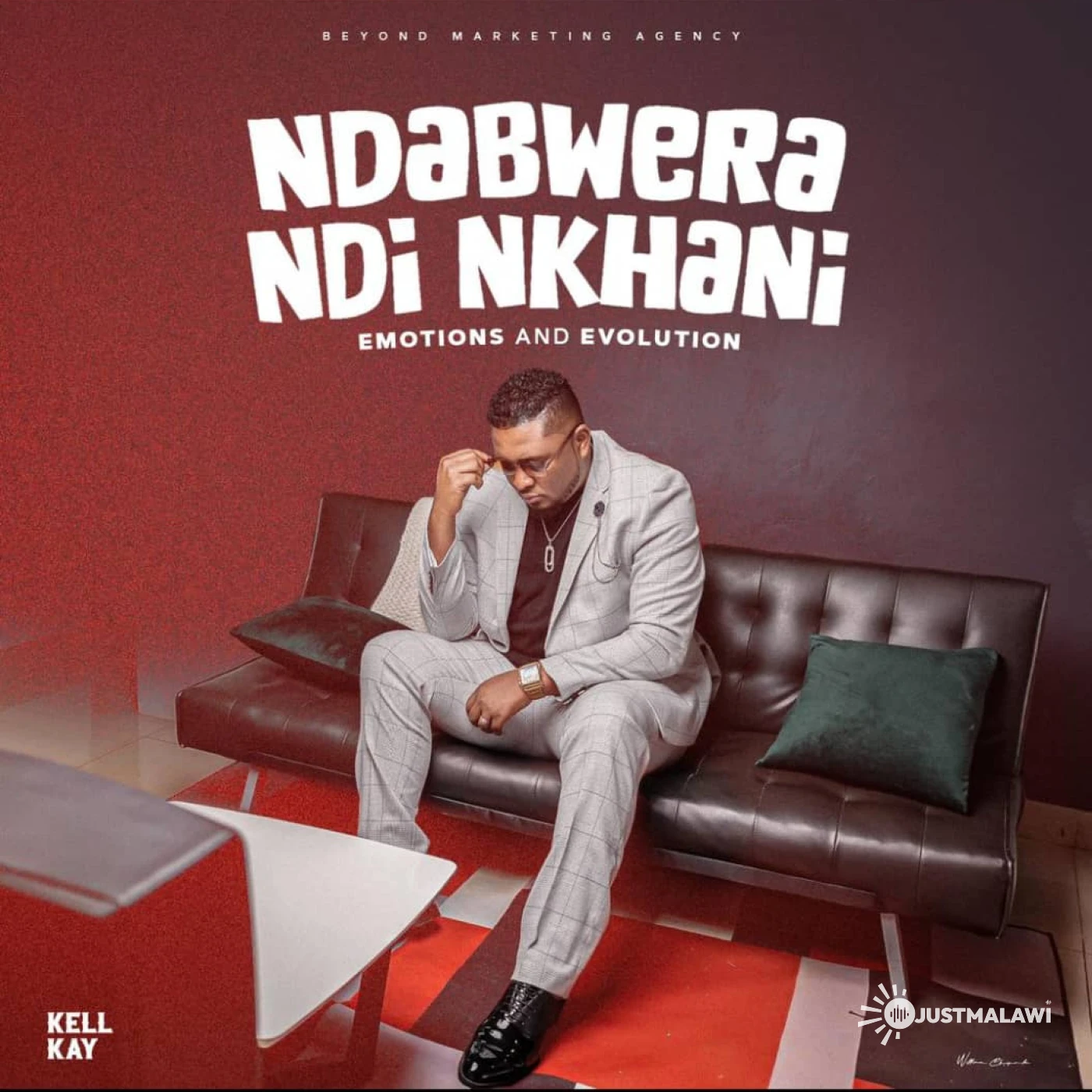 10-ndioneni-kell-kay